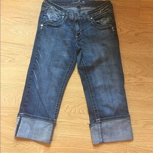 Bu from Malibu jean capri's sz 9
